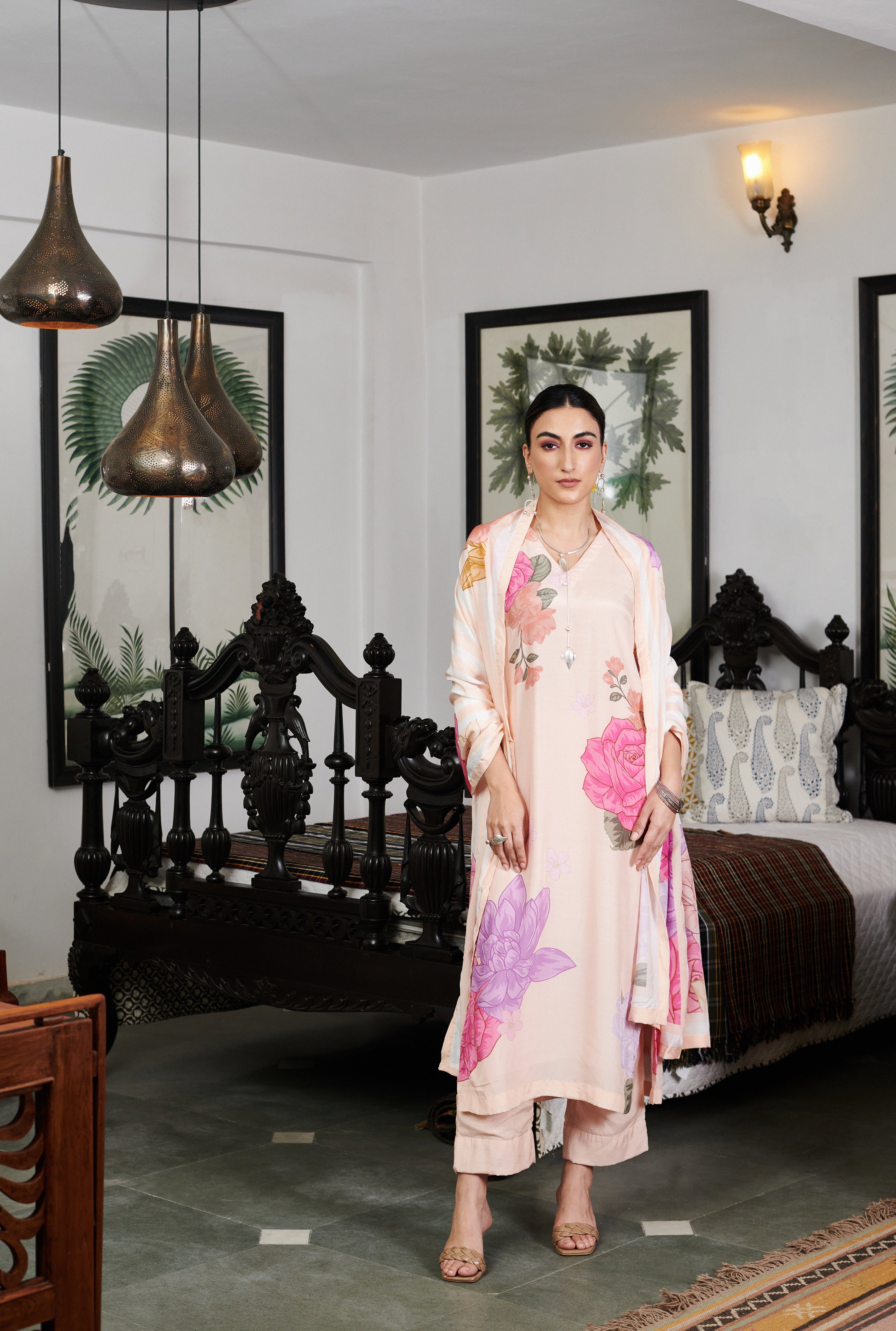 Nargis Floral Kurta Set