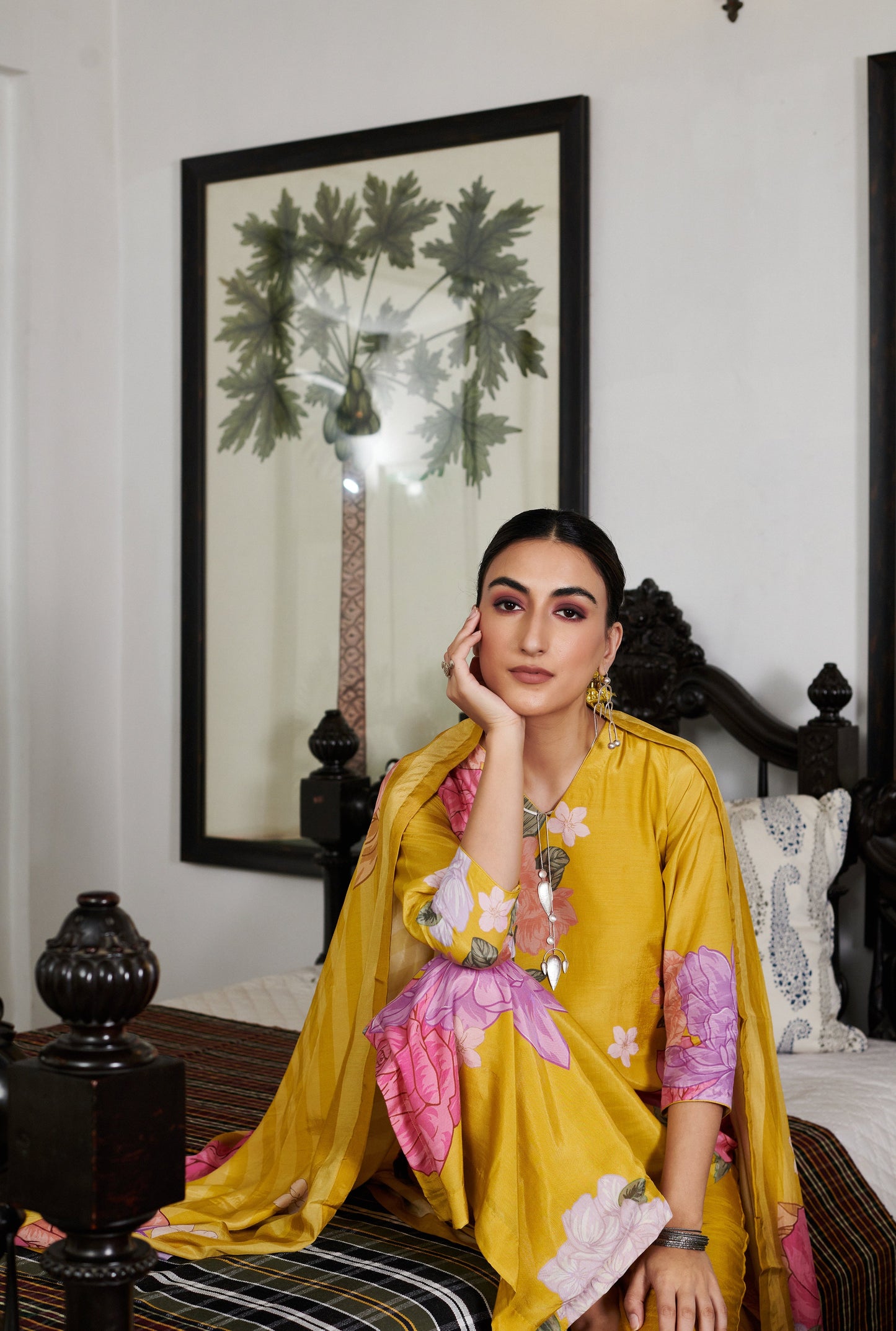 Nargis Floral Kurta Set